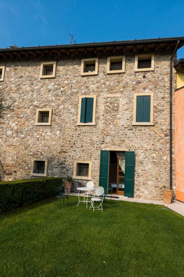 La Guarnigione Apartamento Valeggio sul Mincio Exterior foto